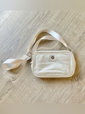 lululemon athletica Cream Crossbody Bag OS